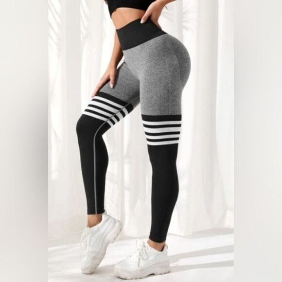 801. BLACK & GREY LEGGINGS - Picture 1 of 4